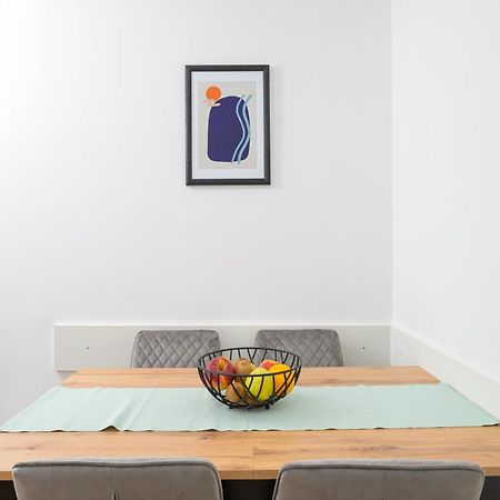 פורץ Apartment Pina מראה חיצוני תמונה