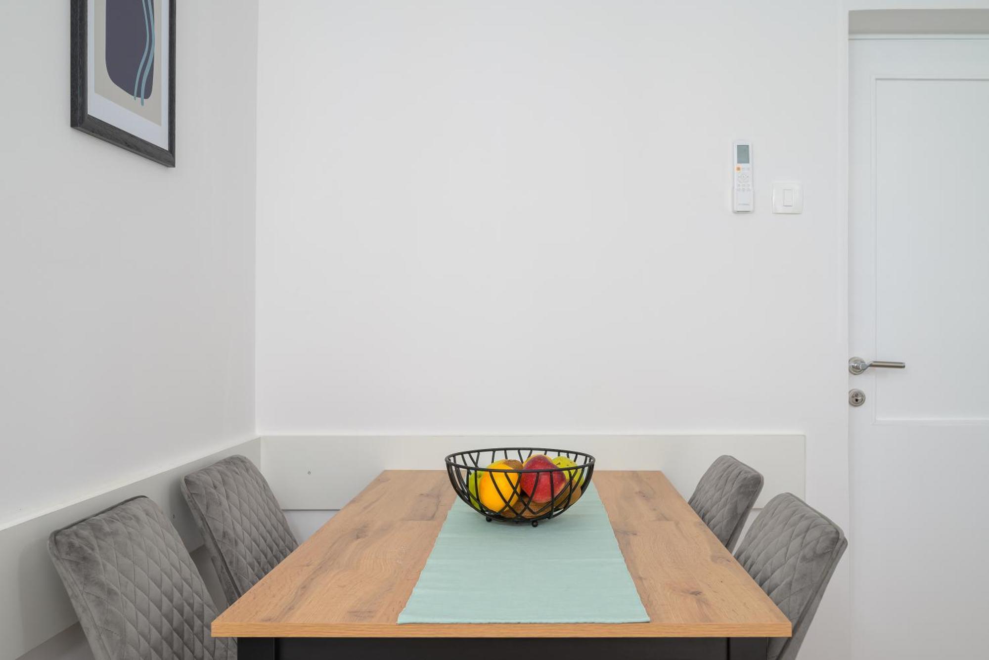 פורץ Apartment Pina מראה חיצוני תמונה