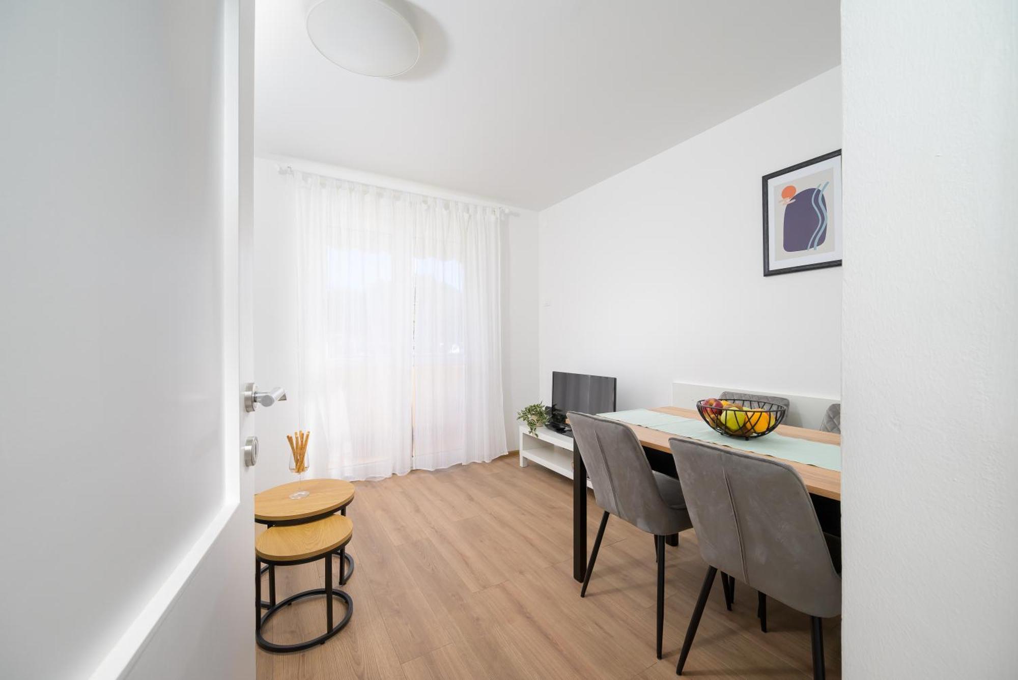 פורץ Apartment Pina מראה חיצוני תמונה