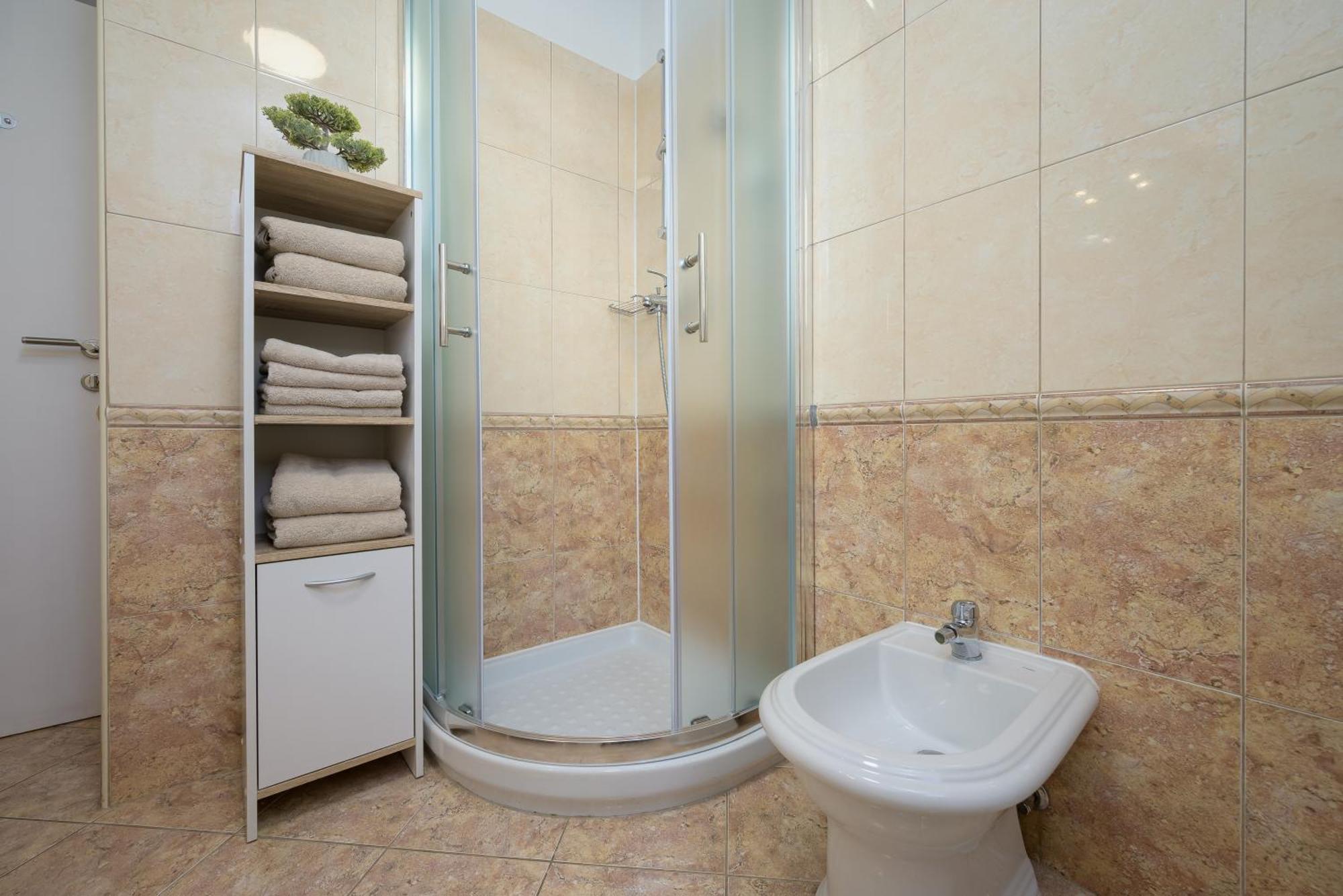 פורץ Apartment Pina מראה חיצוני תמונה