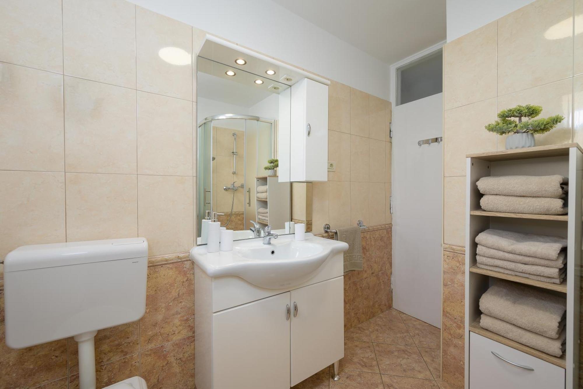פורץ Apartment Pina מראה חיצוני תמונה